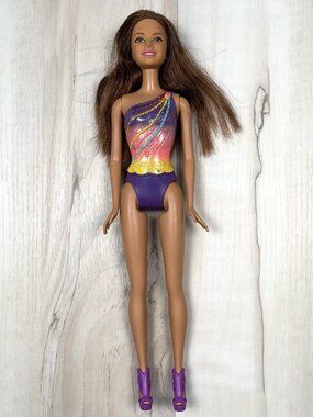 2015 Mattel Barbie Dreamtopia Princess Sparkle Rainbow Cove Doll w/ Shoes DHM52